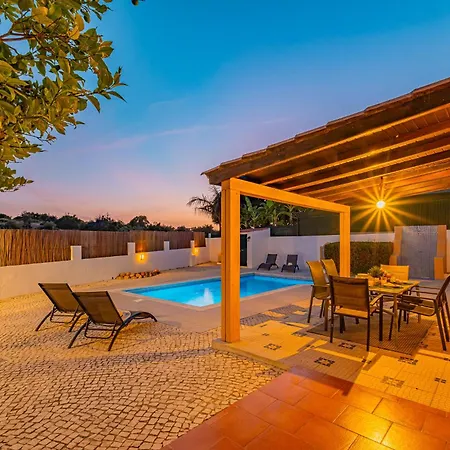 Tranquility - Com Piscinia Aquecivel & Bbq Em וילה *
